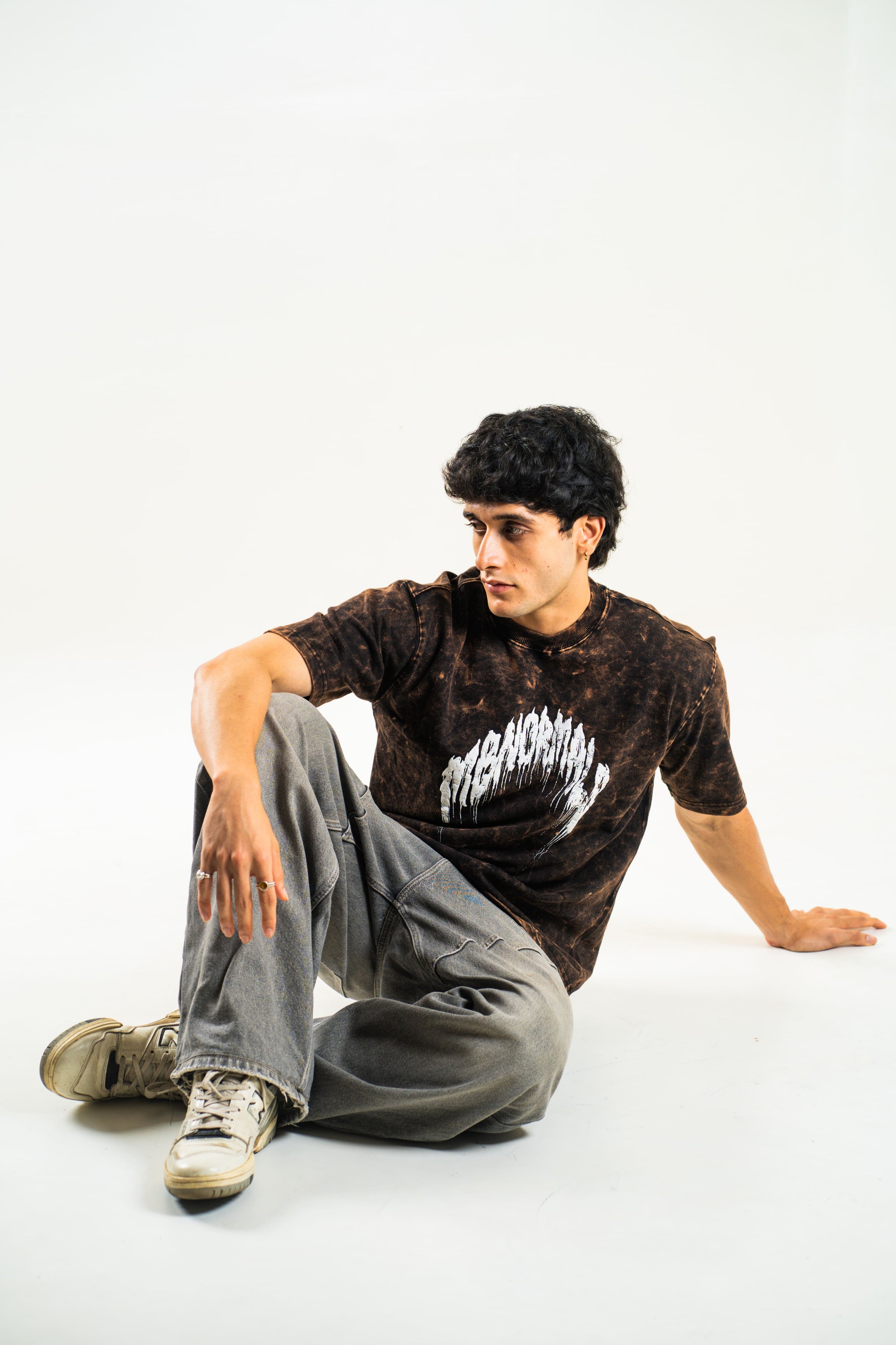THE ART OF UNKNOWN – Black Washed Boxy Fit (Unisex)